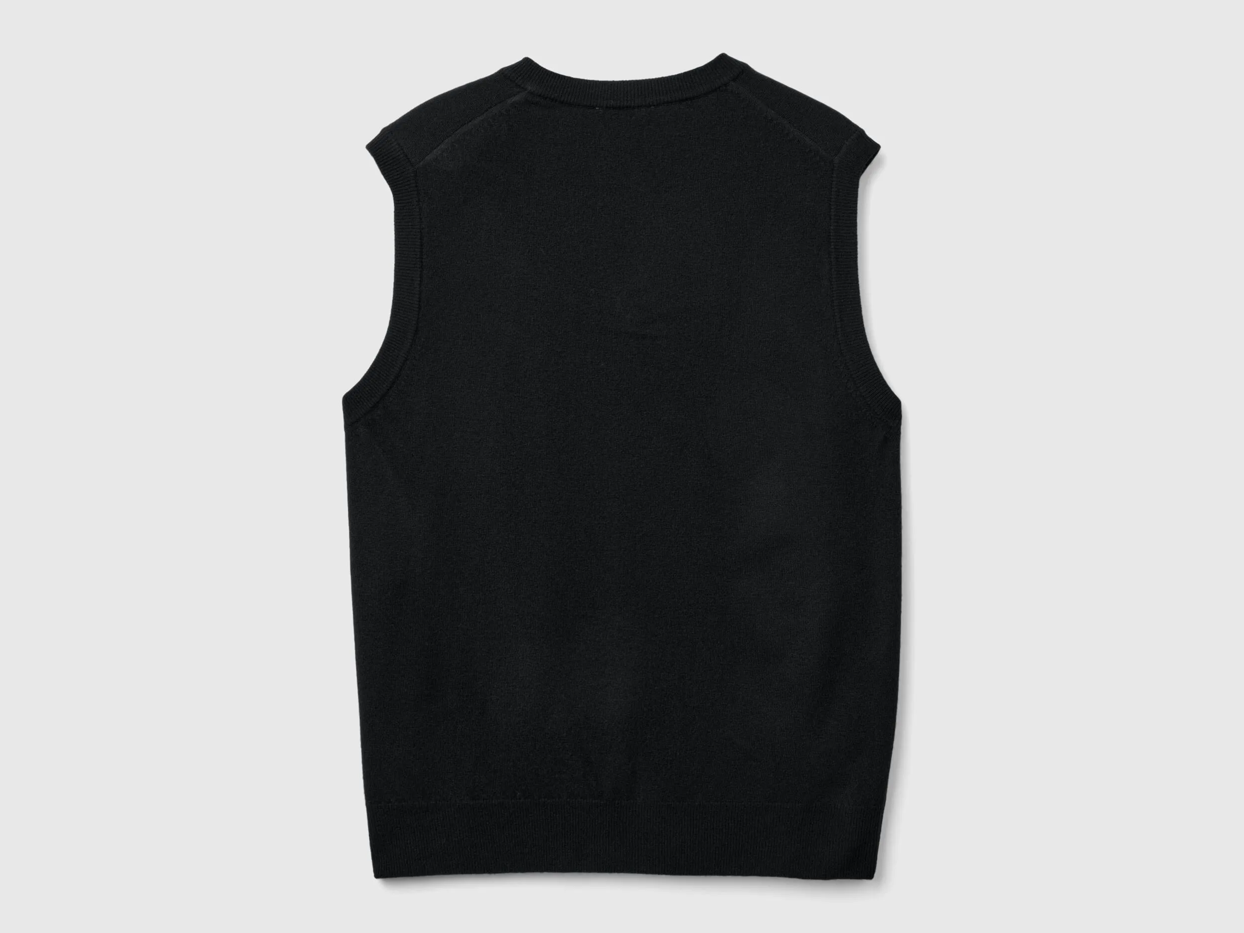 Black vest in pure Merino wool - Black | Benetton