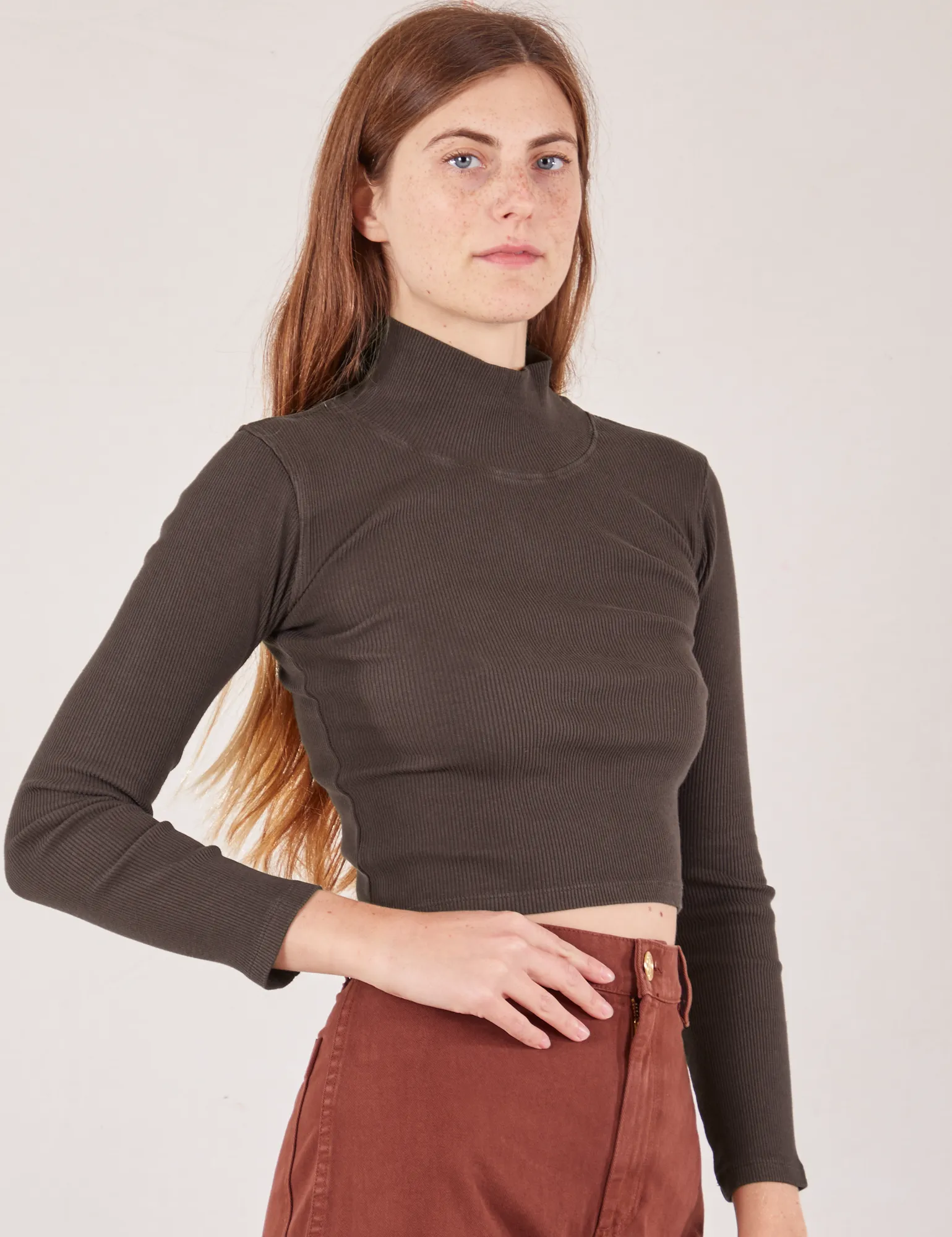 Essential Turtleneck - Espresso Brown