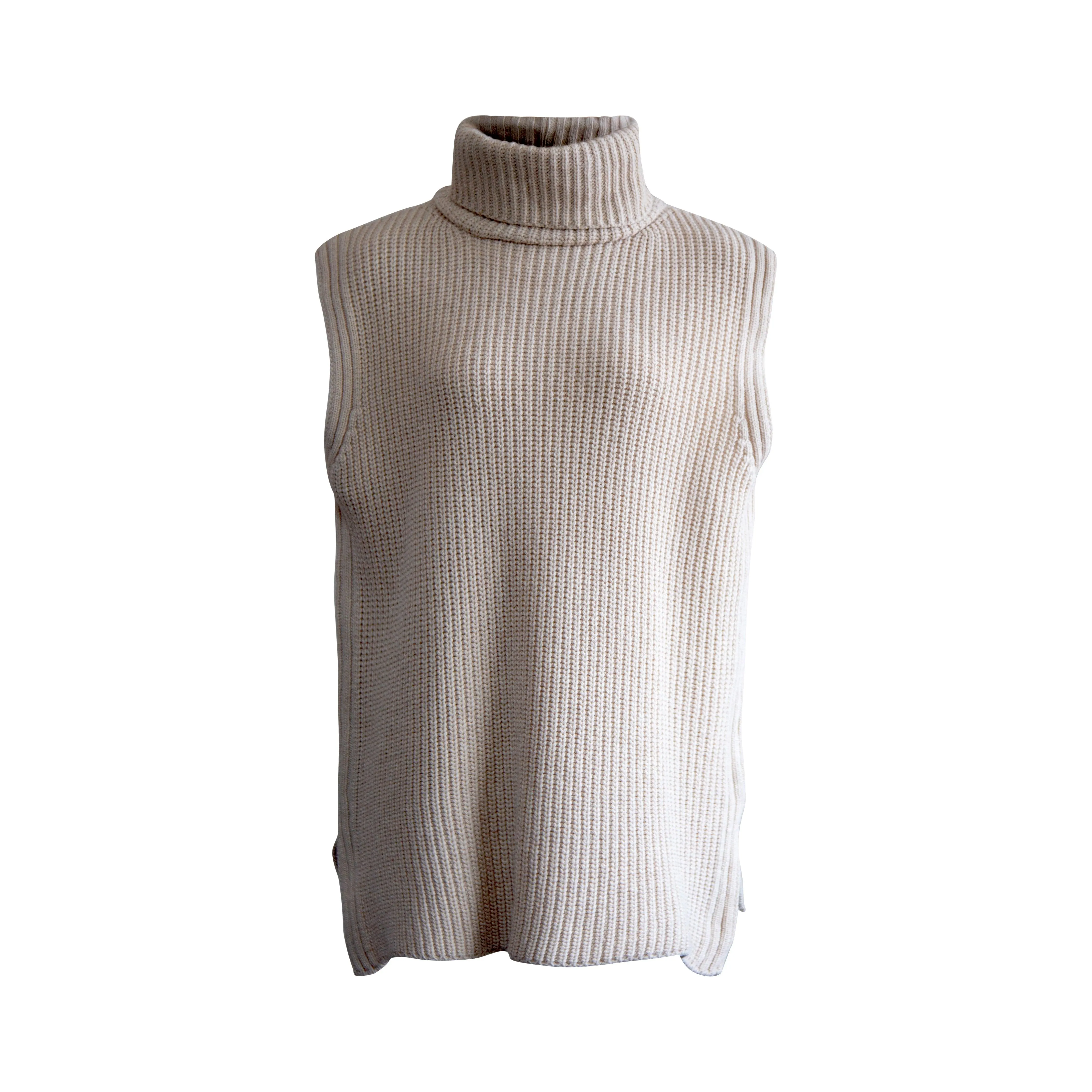 Le Reussi Cashmere Turtle Neck Sweater