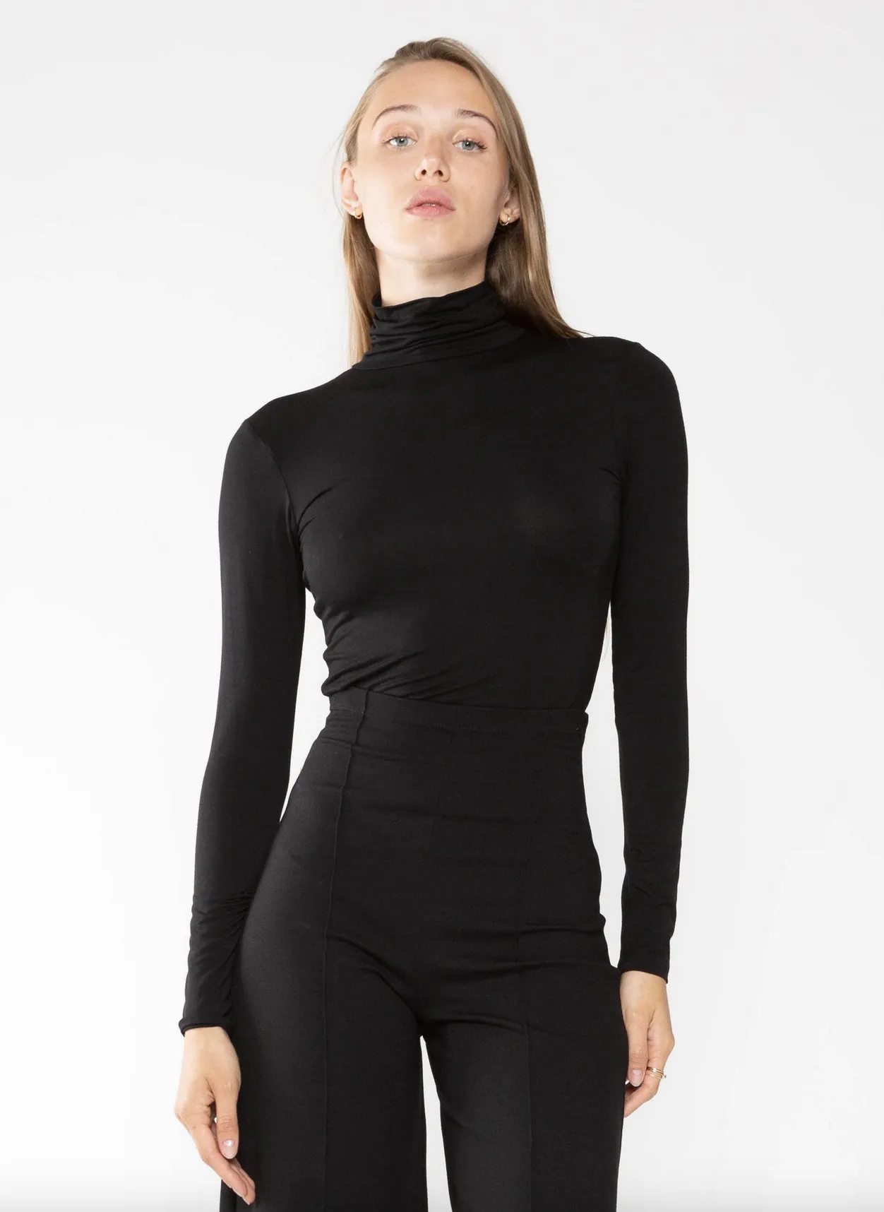 L/S TURTLENECK TOP