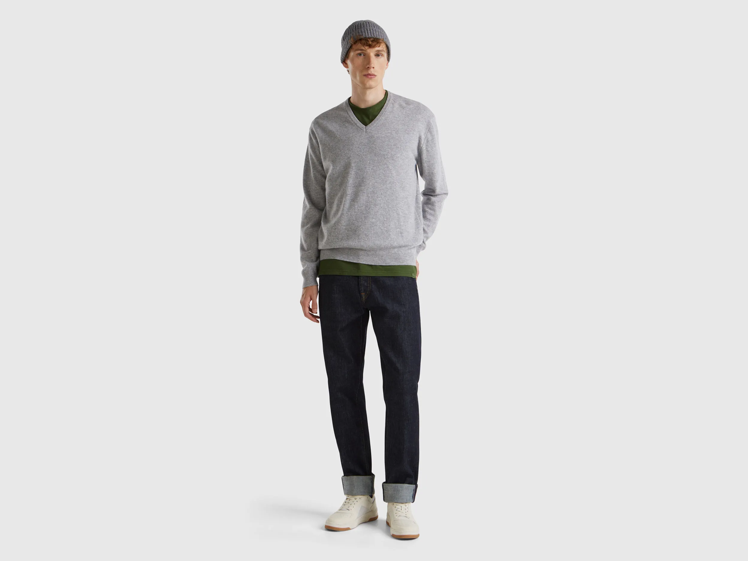 Marl gray V-neck sweater in pure Merino wool - Light Gray | Benetton