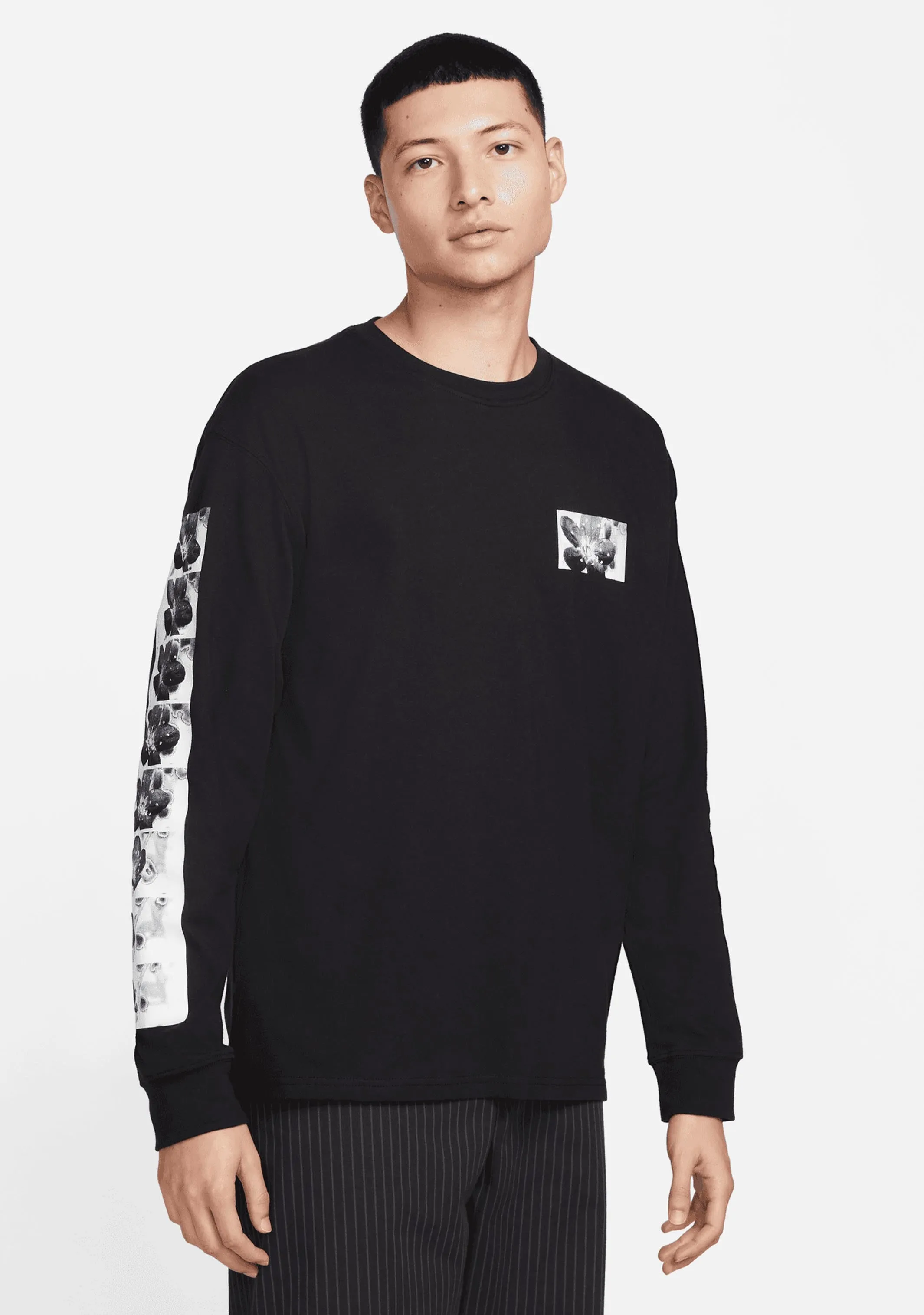 Nike SB Men's Long-Sleeve Skate T-Shirt  DX9471-010