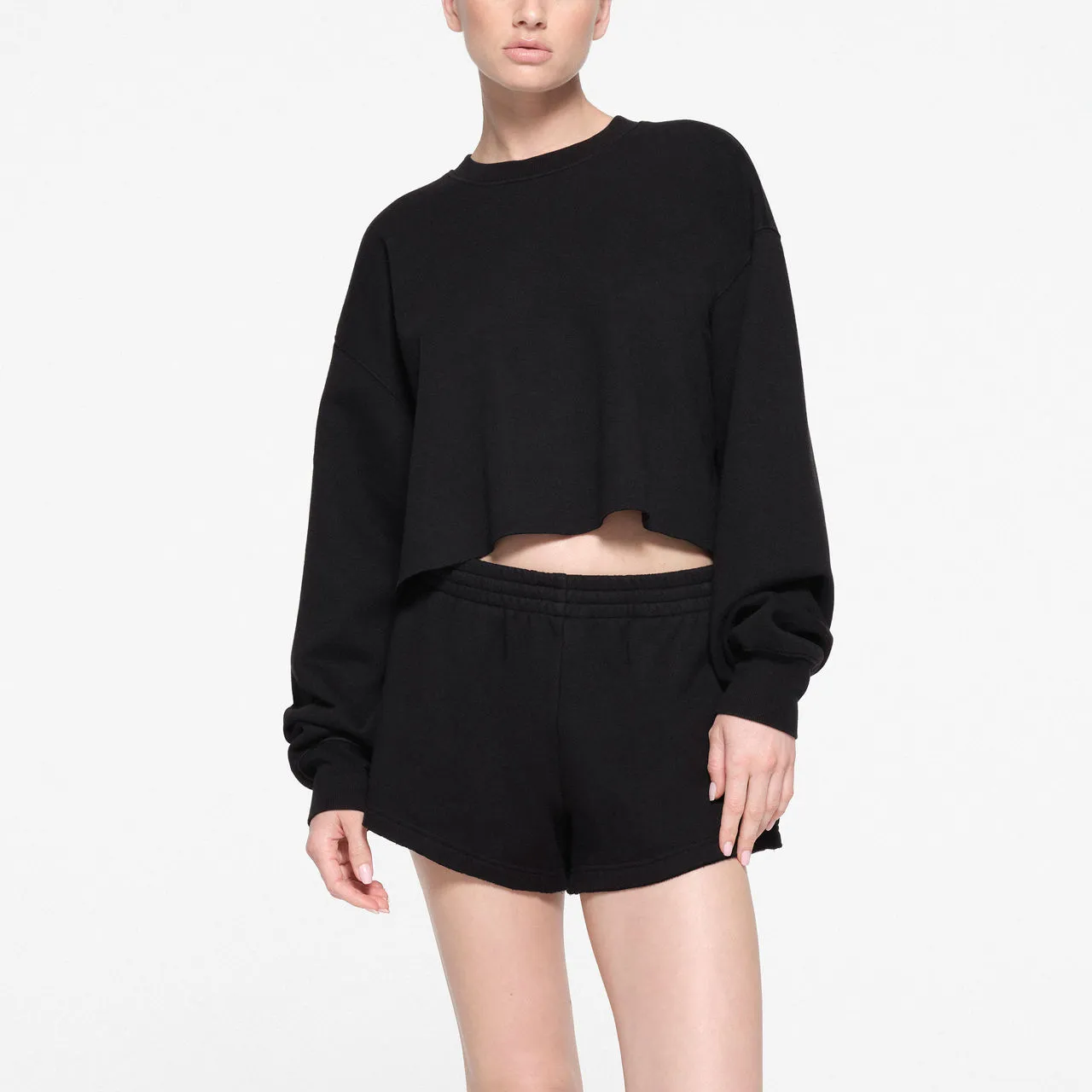 SKIMS COTTON FLEECE Cropped Pullover Onyx - Black