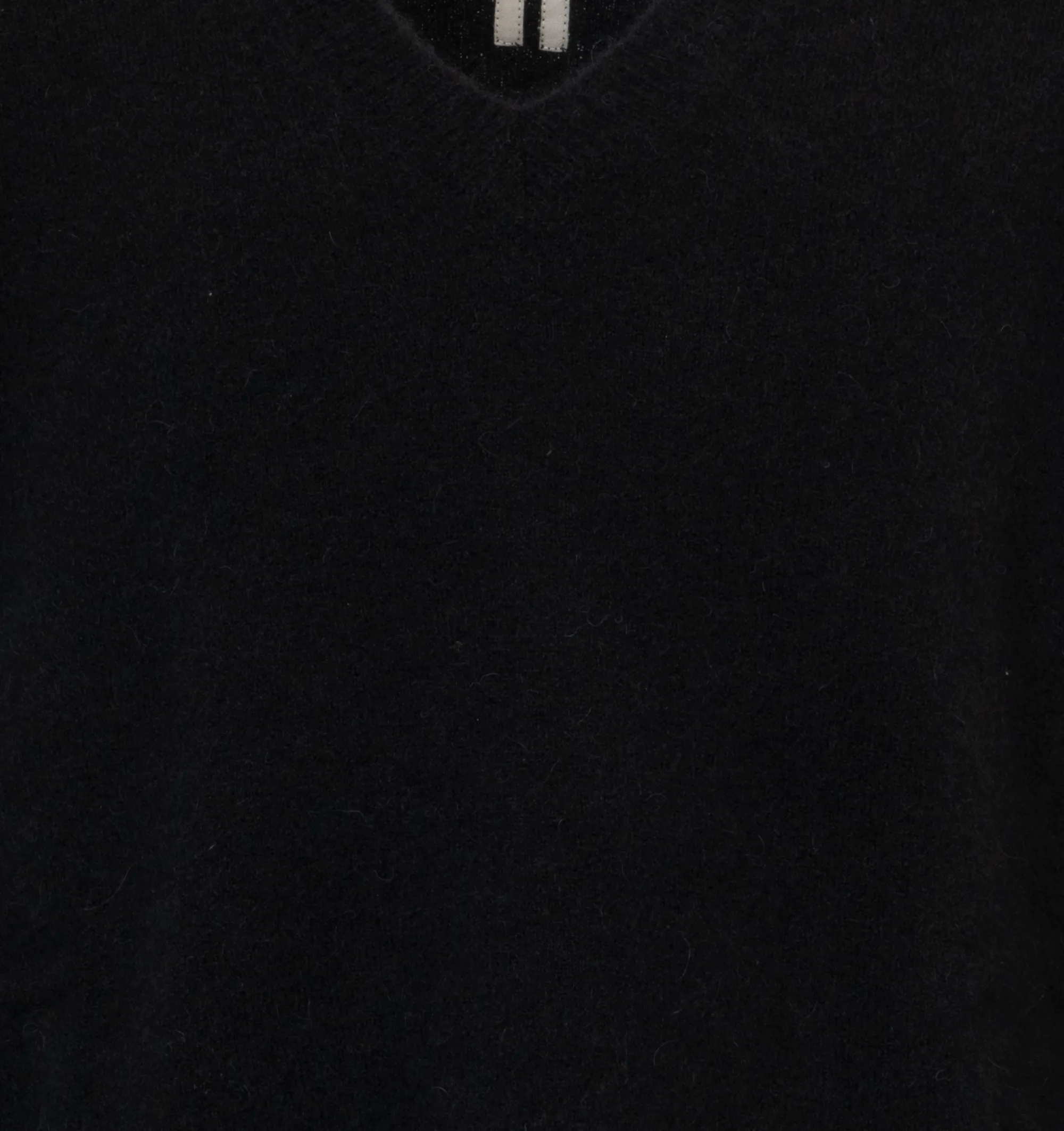 TOMMY ALPACA V-NECK (MENS)